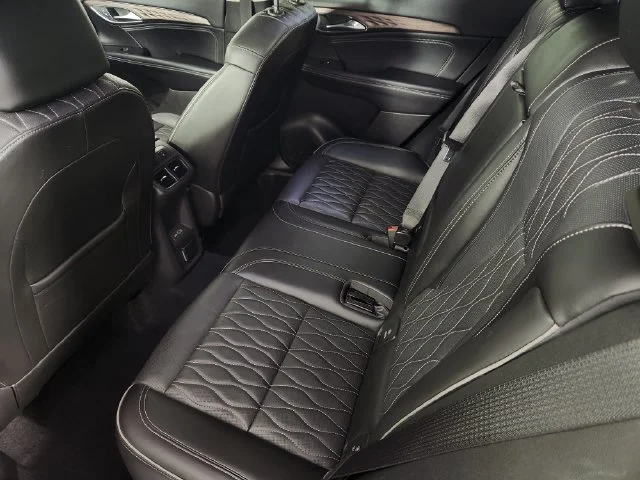 Used 2022 Gray Buick Avenir image 18