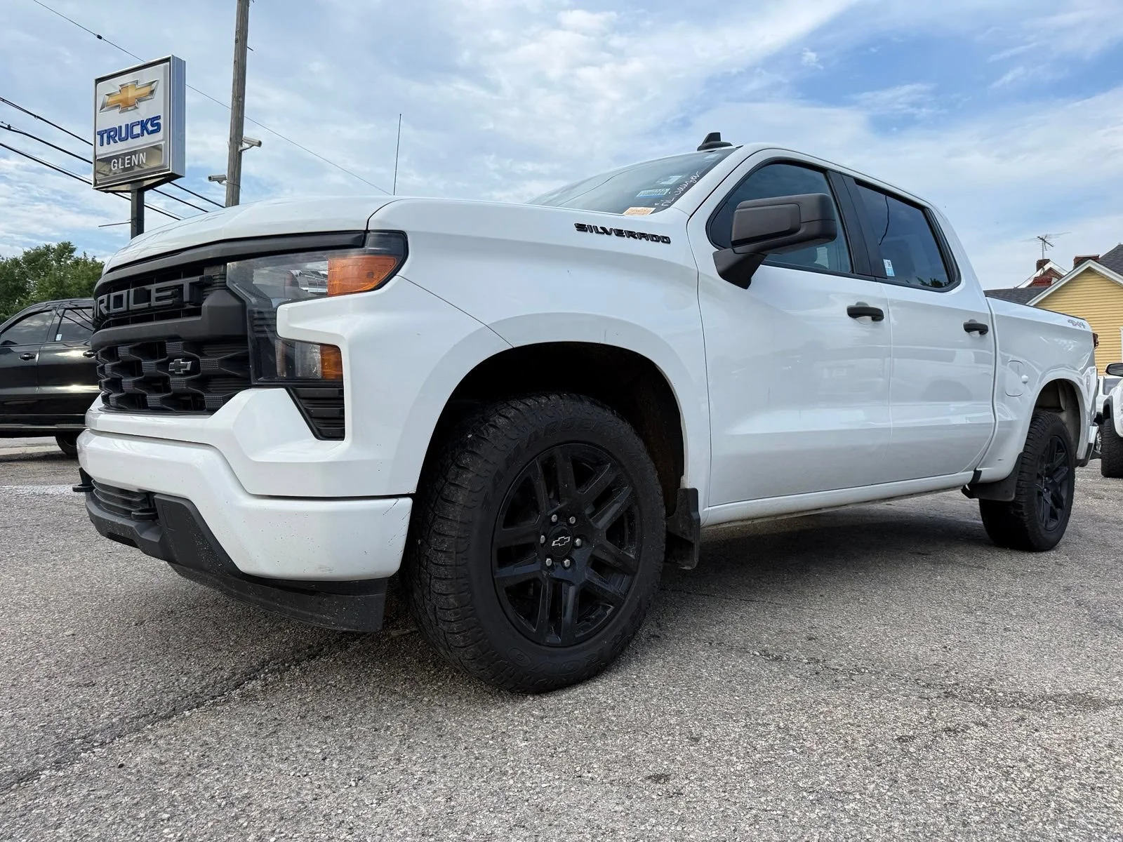 Used 2022 Summit White Chevrolet Custom image 2