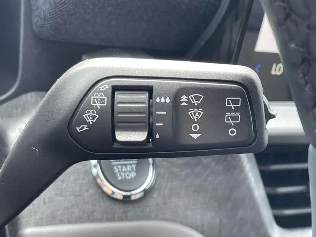 New 2026 Space White Metallic Ford Platinum™ image 25