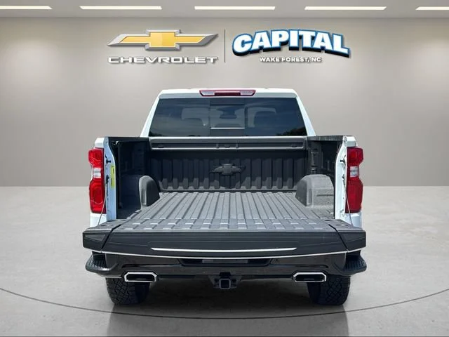 Used 2024 Summit White Chevrolet LT Trail Boss image 10