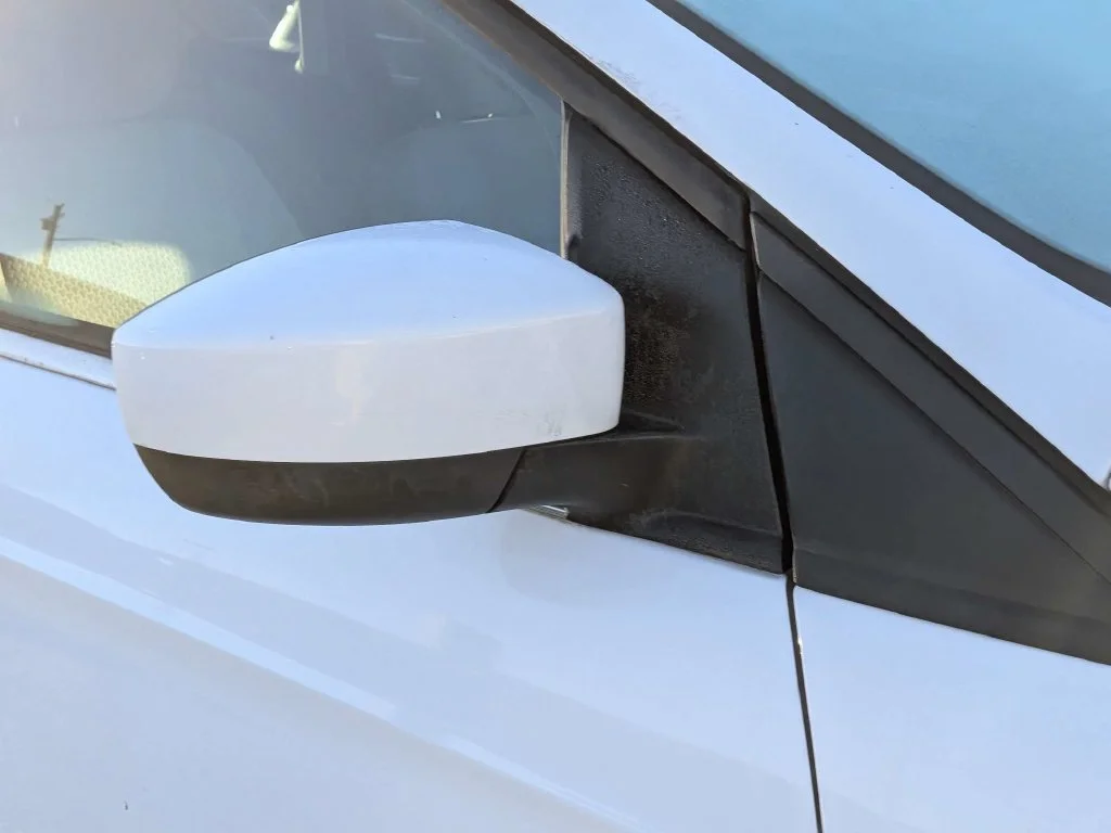 Used 2018 Oxford White Ford SE image 10