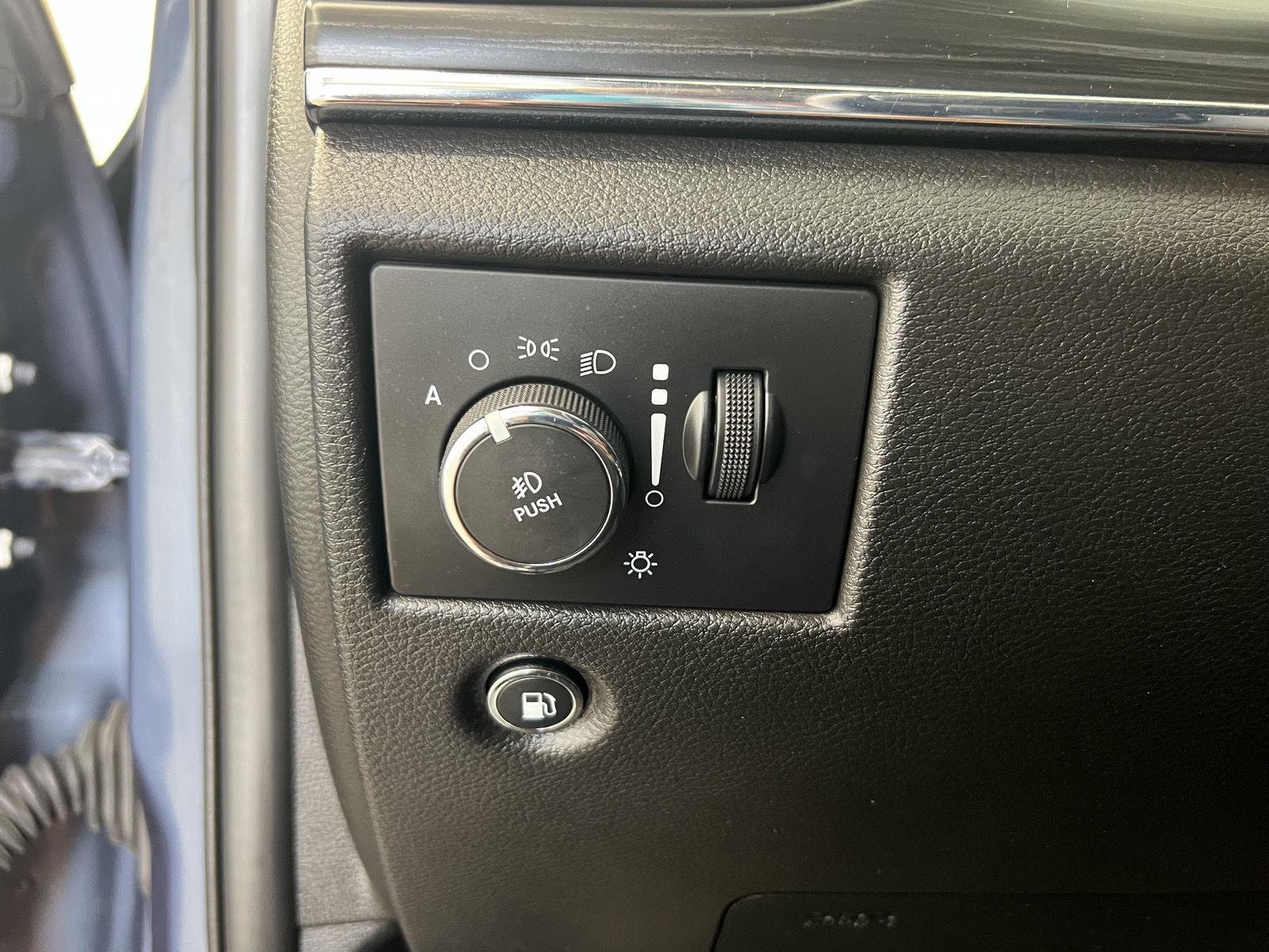 2021 Jeep Grand Cherokee Limited - Photo 14