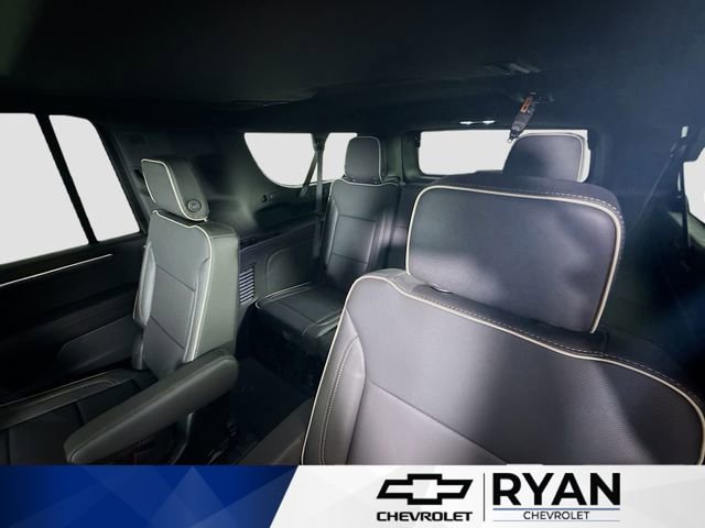 2026 Chevrolet Suburban Premier - Photo 26