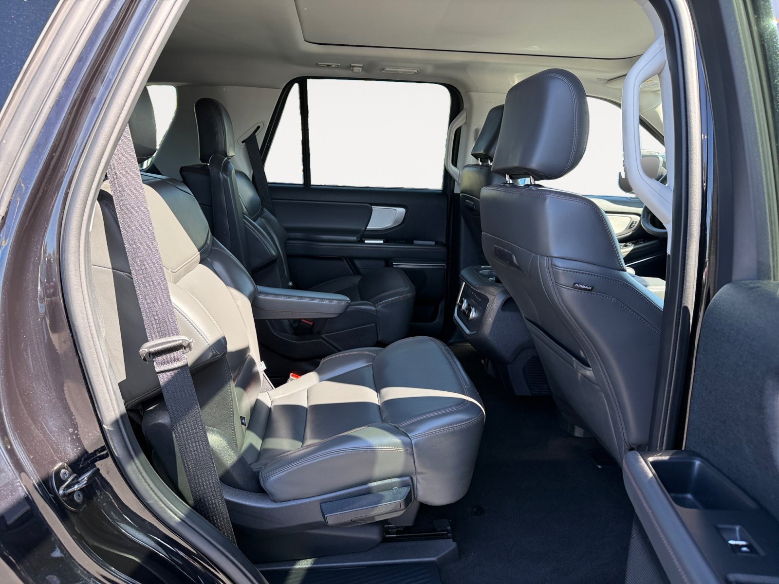 Certified Used 2025 Black Metallic Ford Active image 18