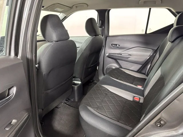 Used 2019 Gray Nissan SV image 12