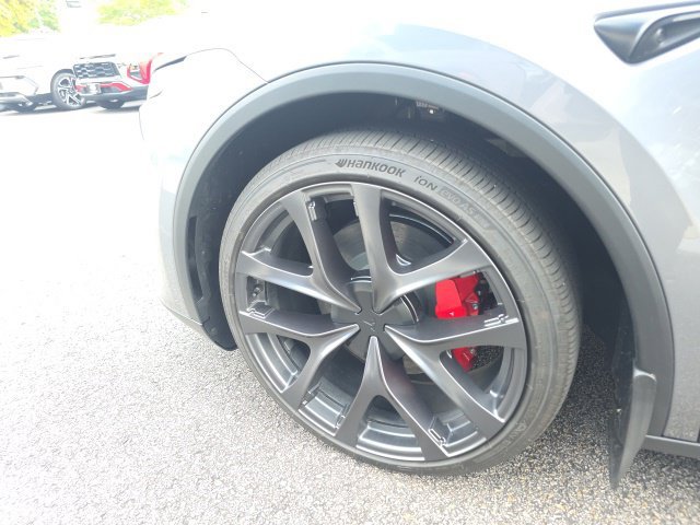 Used 2026  Tesla Performance image 11
