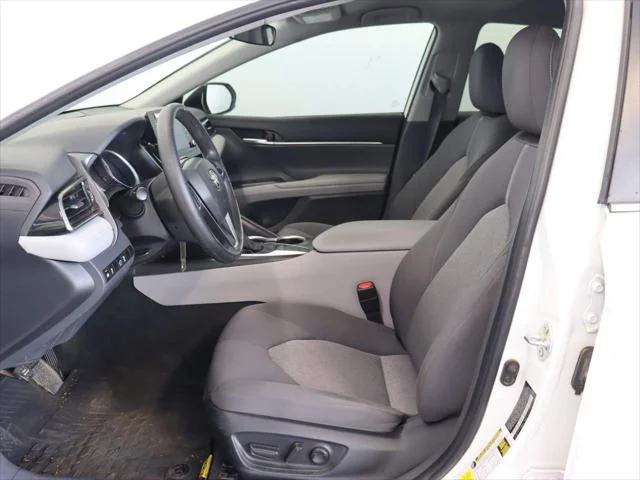 2024 Toyota Camry LE - Photo 8
