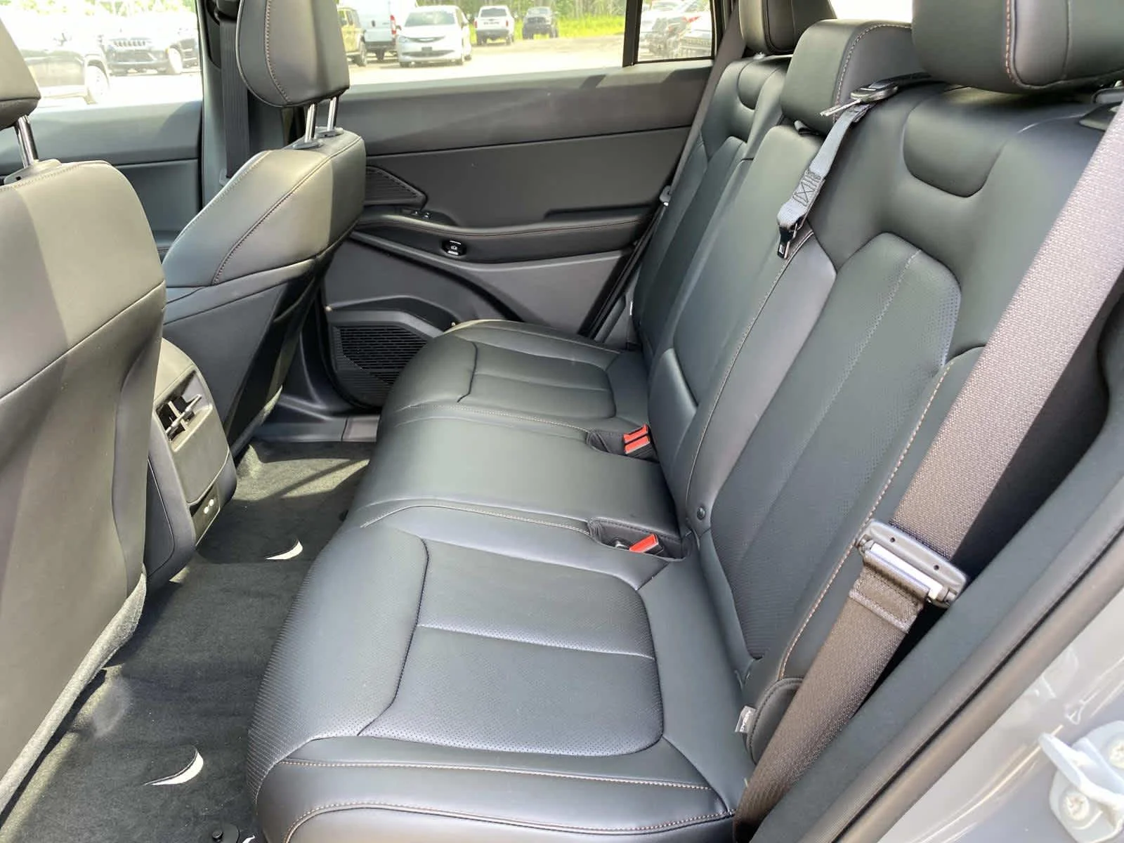 New 2026 Sting-Gray Clearcoat Jeep Limited image 7