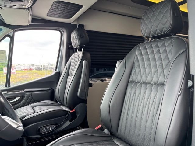 New 2026 White Mercedes-Benz Midwest Luxe Cruiser image 23