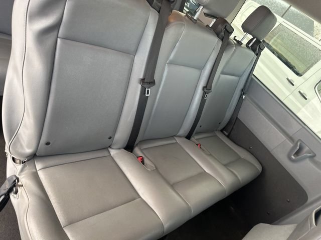 Used 2018  Ford XL image 25