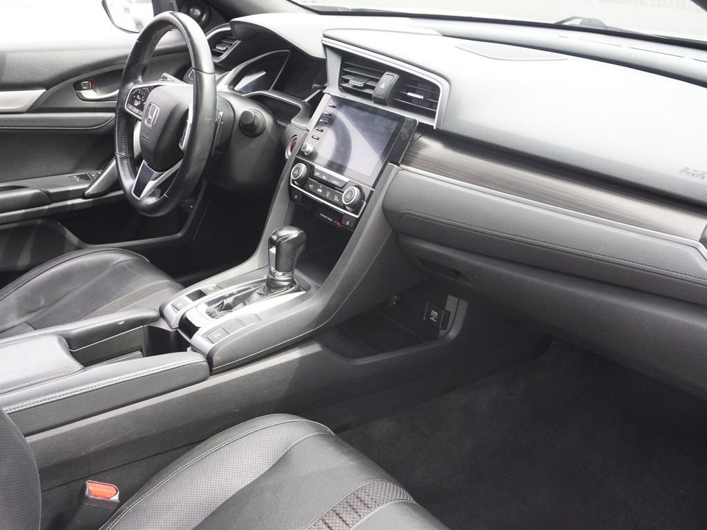 Used 2019  Honda Touring image 22