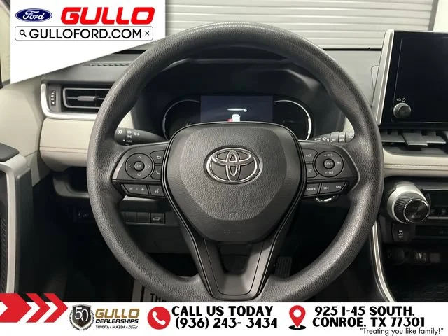 Used 2025 Ice Toyota XLE image 12
