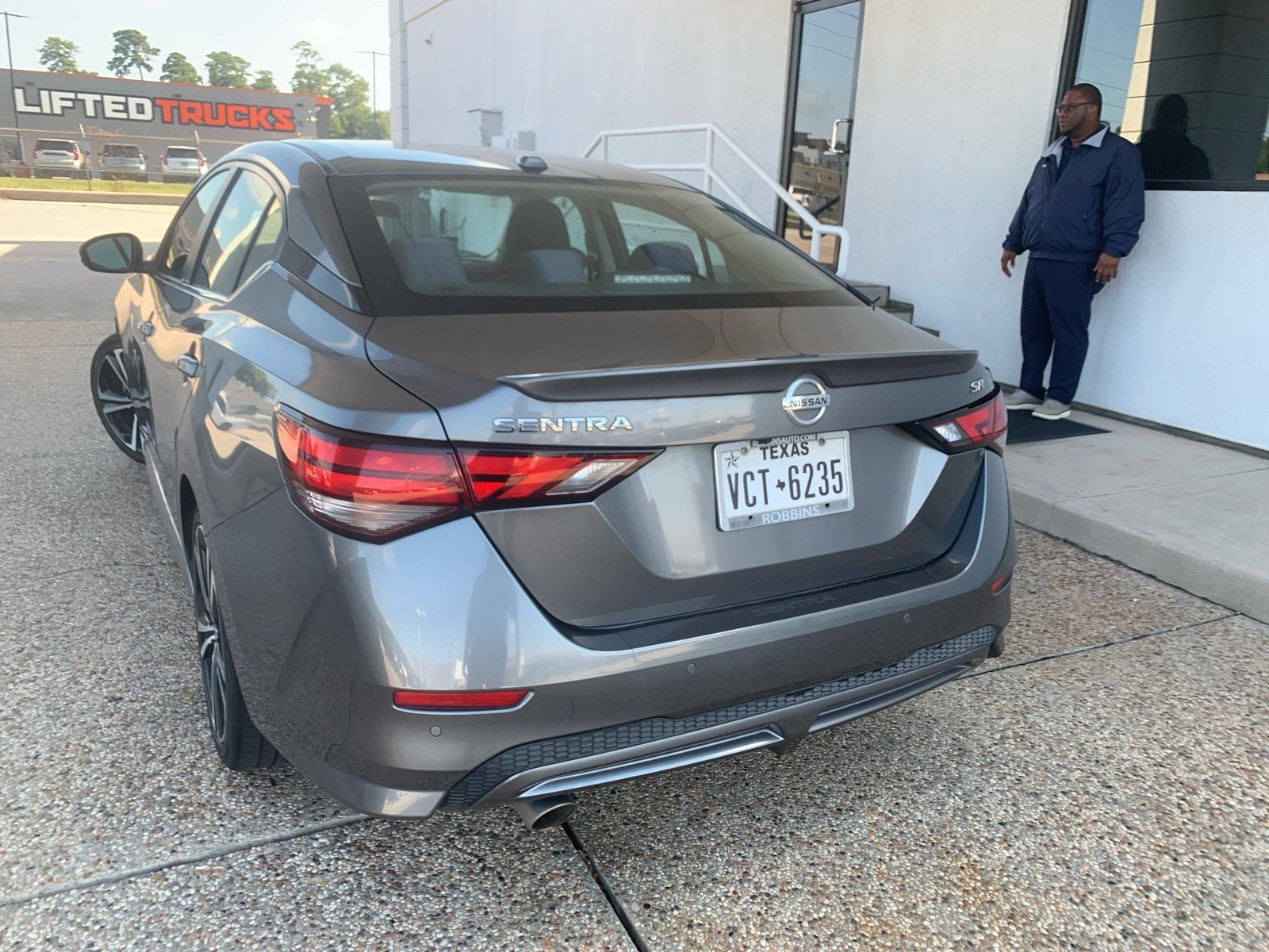 Used 2021 Gun Metallic Nissan SR image 3