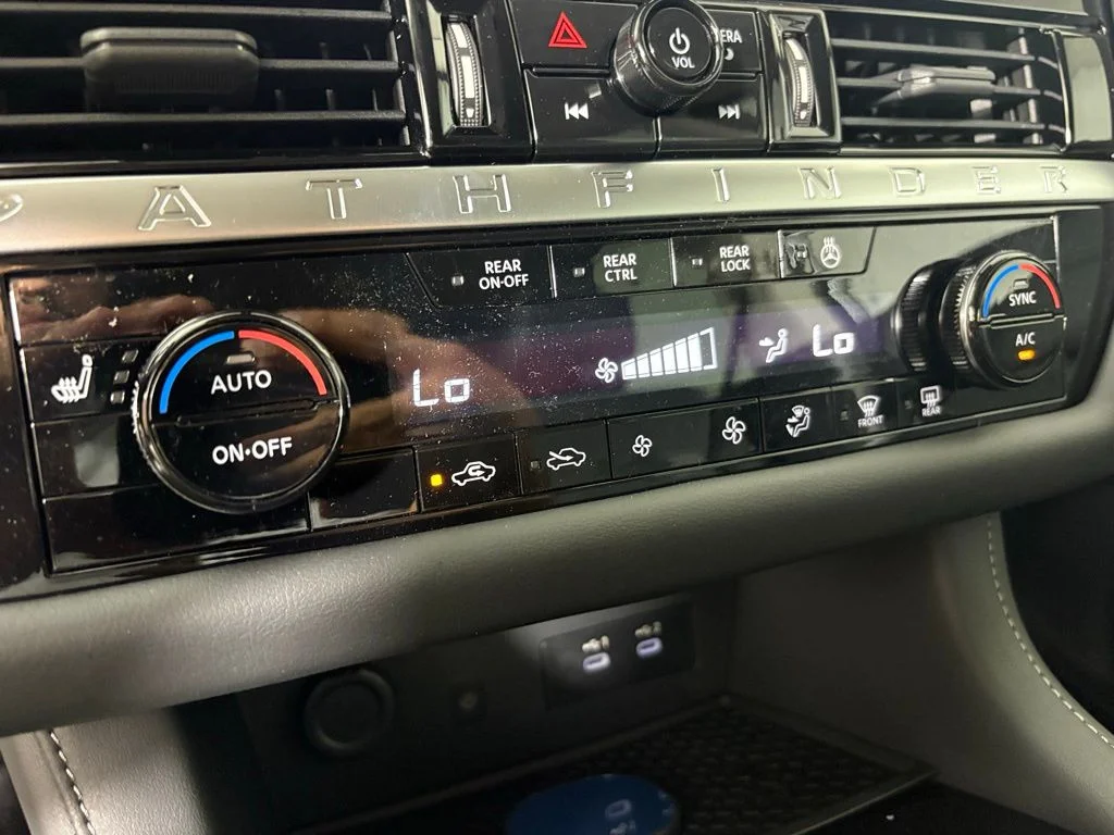 New 2026 Gun Metallic Nissan SL image 31