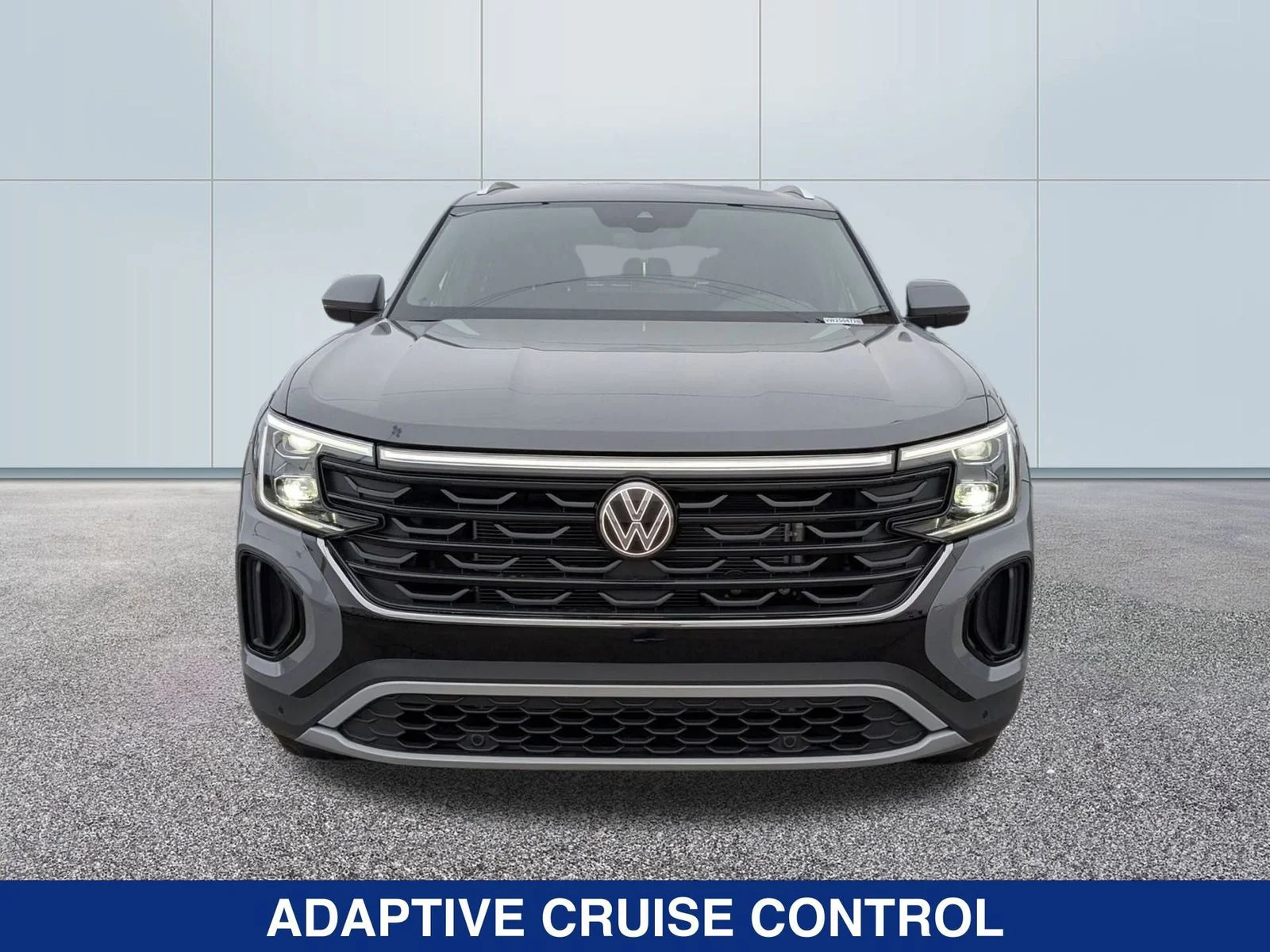2025 Volkswagen Atlas Cross Sport SE w/Tech - Photo 8