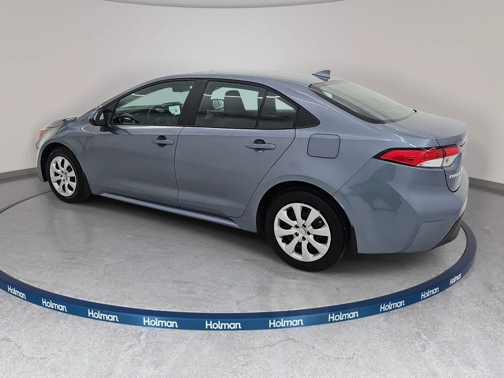 Used 2026  Toyota LE image 9