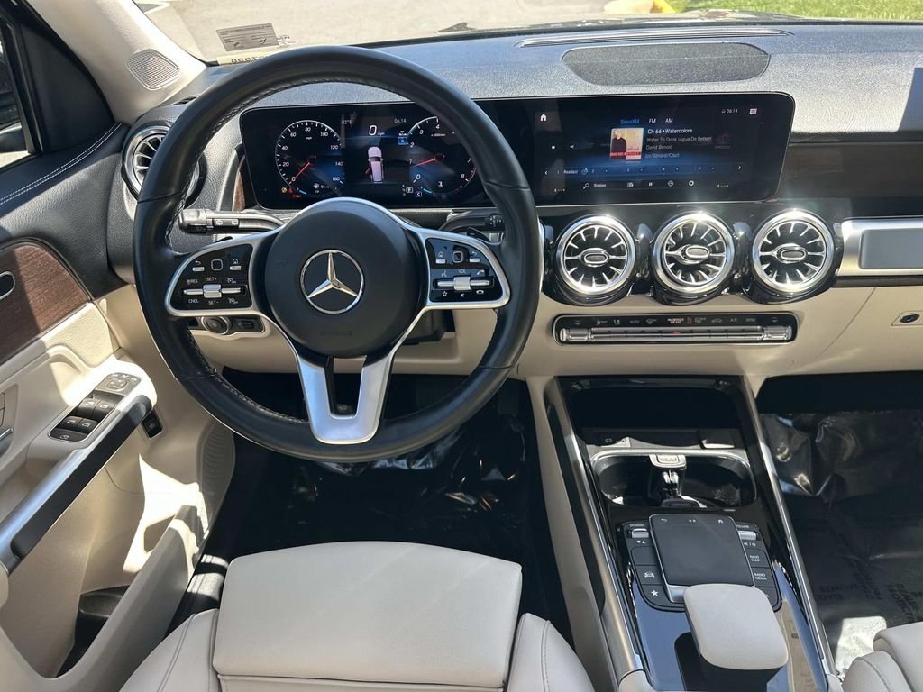 Used 2023  Mercedes-Benz GLB 250 image 18