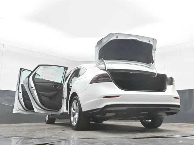 New 2026 Platinum White Pearl Honda LX image 57
