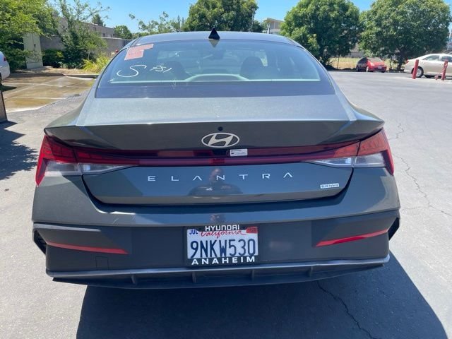 Used 2024 Gray Hyundai Blue image 4