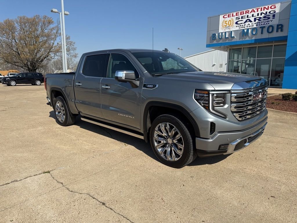 Used 2025 GMC Sierra 1500 Denali with VIN 3GTUUGE83SG352260 for sale in Little Rock