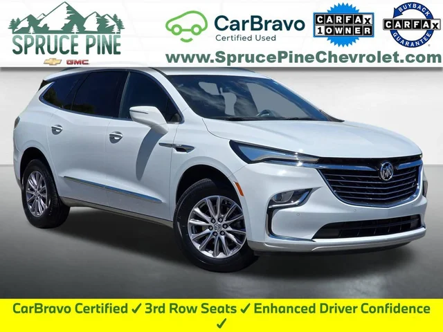 2023 Buick Enclave Essence