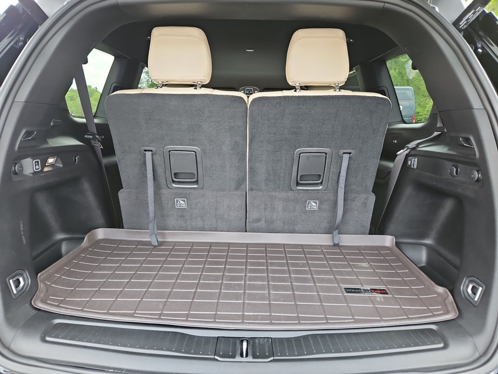 Used 2023 Black Jeep Limited image 19