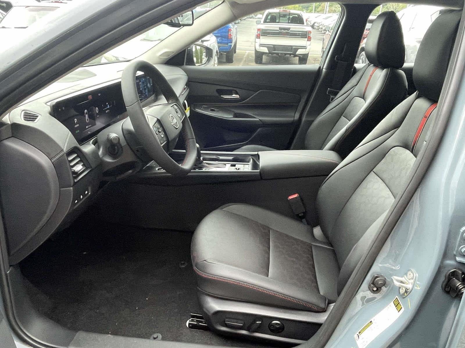 New 2027 Atlantic Gray Metallic Nissan SR image 16
