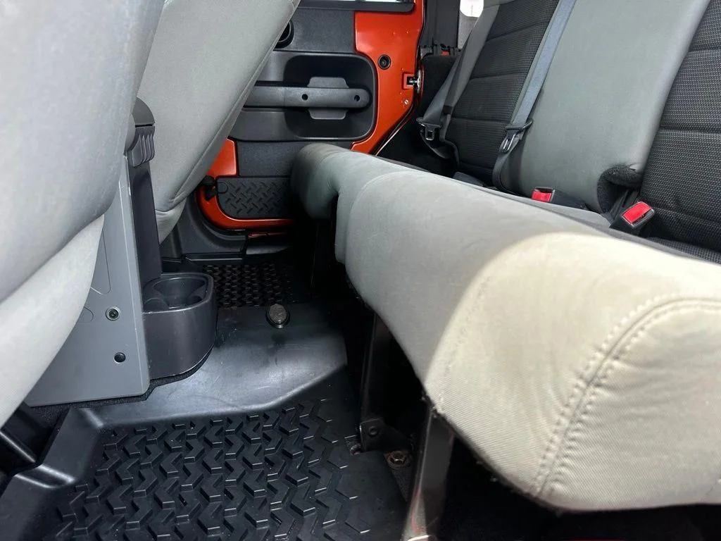 Used 2009 Orange Jeep Unlimited X image 18