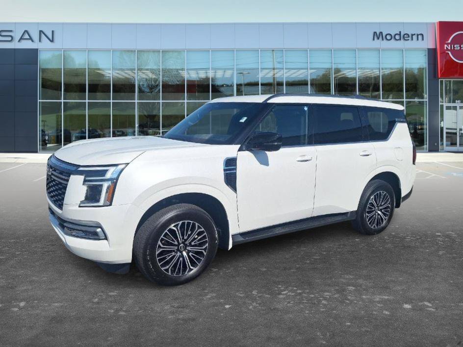 Used 2025 Aspen White Tricoat Nissan SL image 1