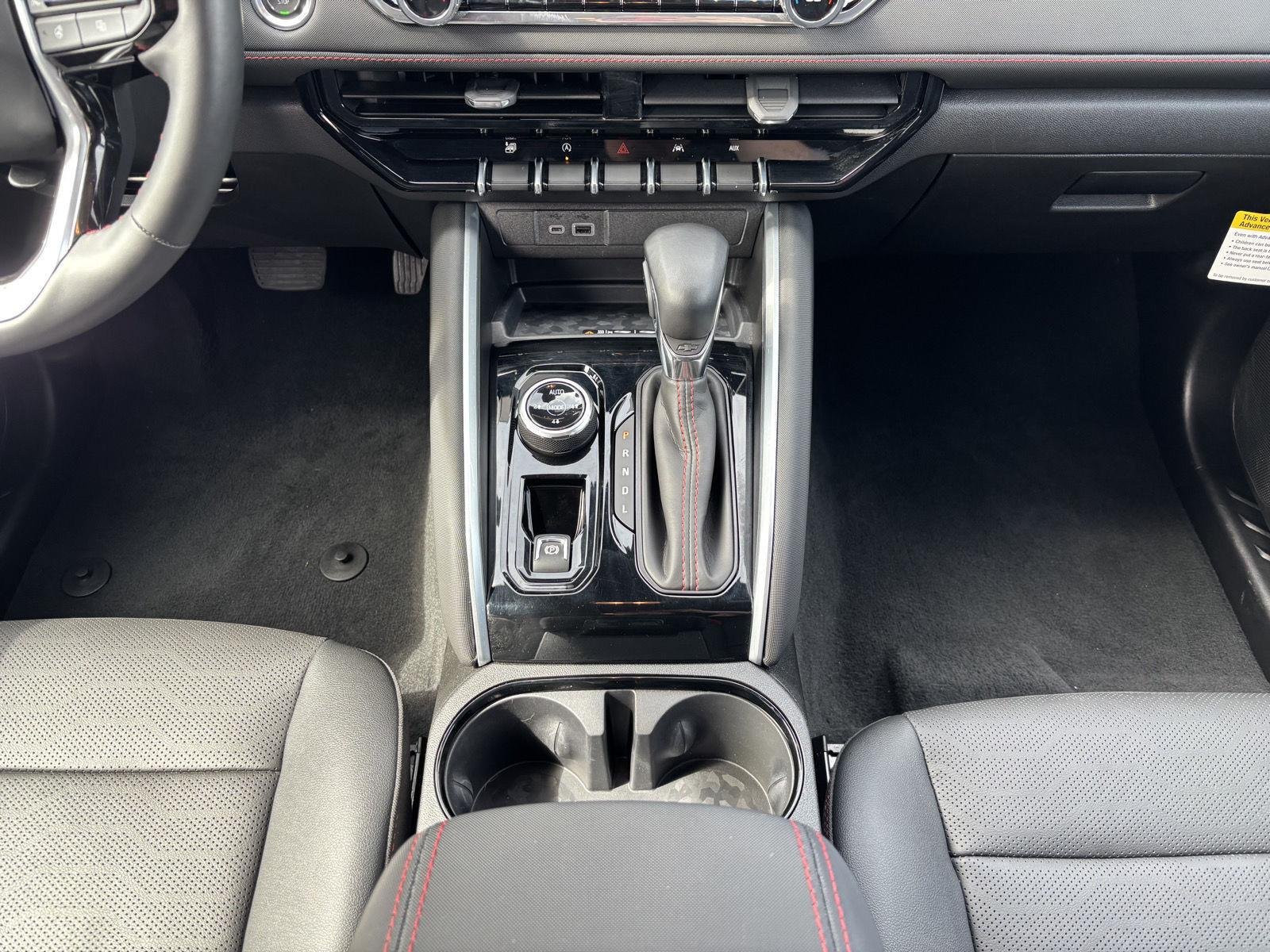 Used 2026 Summit White Chevrolet Z71 image 34