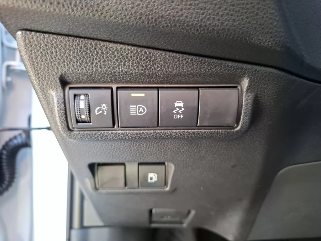 Used 2026 Beige Toyota Hybrid SE image 17