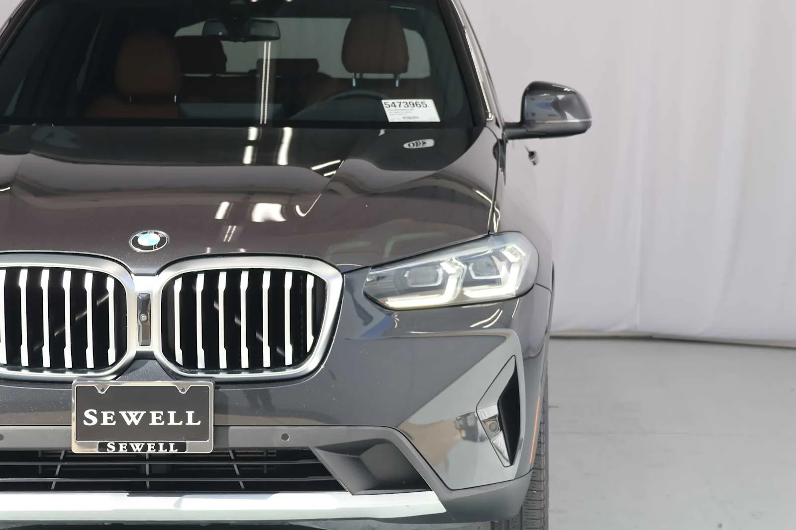 Certified Used 2024 Dark Graphite Metallic BMW sDrive30i image 5