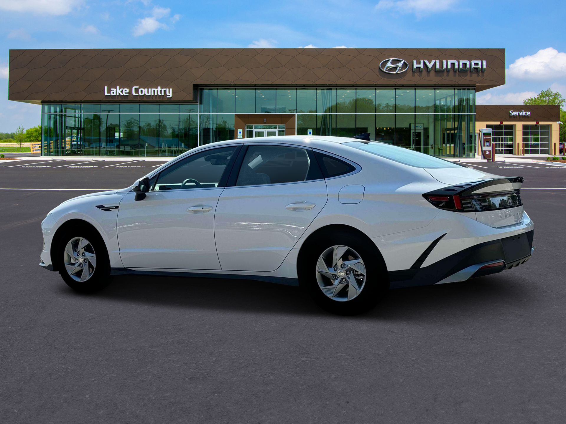 New 2025 White Hyundai SE image 4