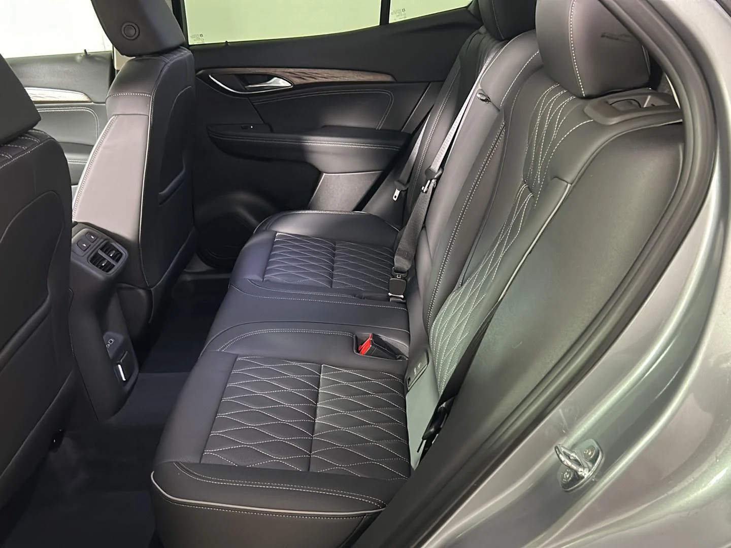 Used 2023 Moonstone Gray Metallic Buick Avenir image 17