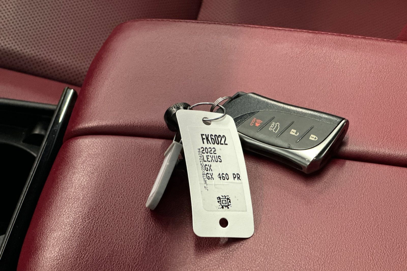 Used 2022 Silver Lexus 460 image 34
