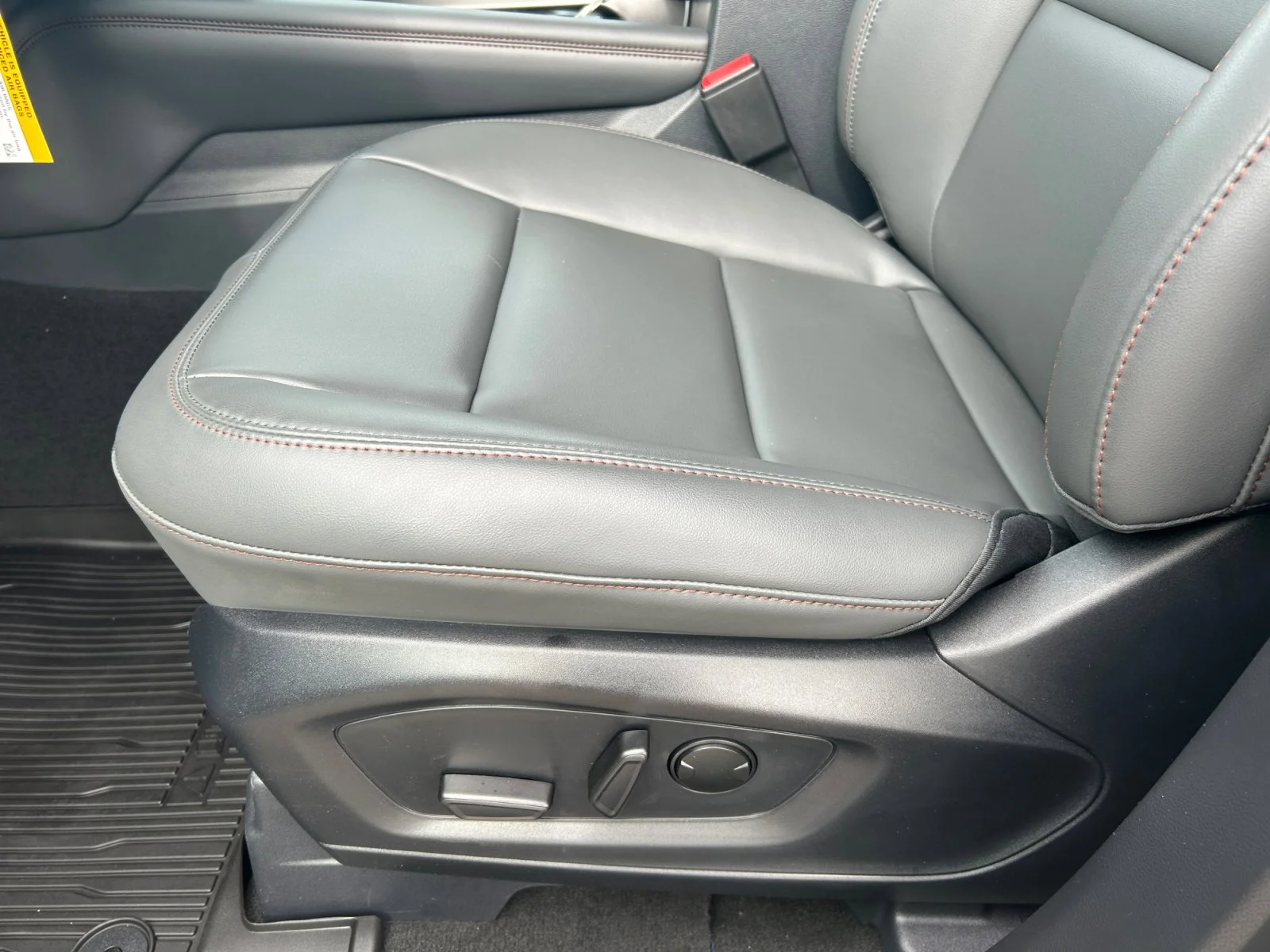 New 2026 Vapour Blue Metallic Ford Active w/200A Pkg image 15