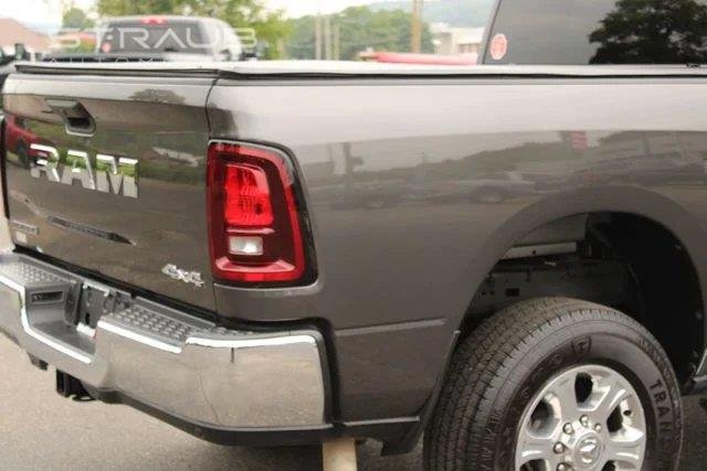 Used 2025 Granite Crystal Metallic Clearcoat Ram Big Horn image 8