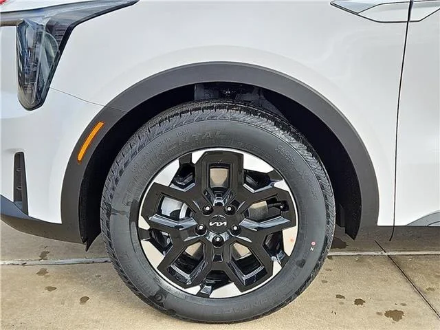 New 2026 Glacial White KIA S Front-Wheel Drive image 5