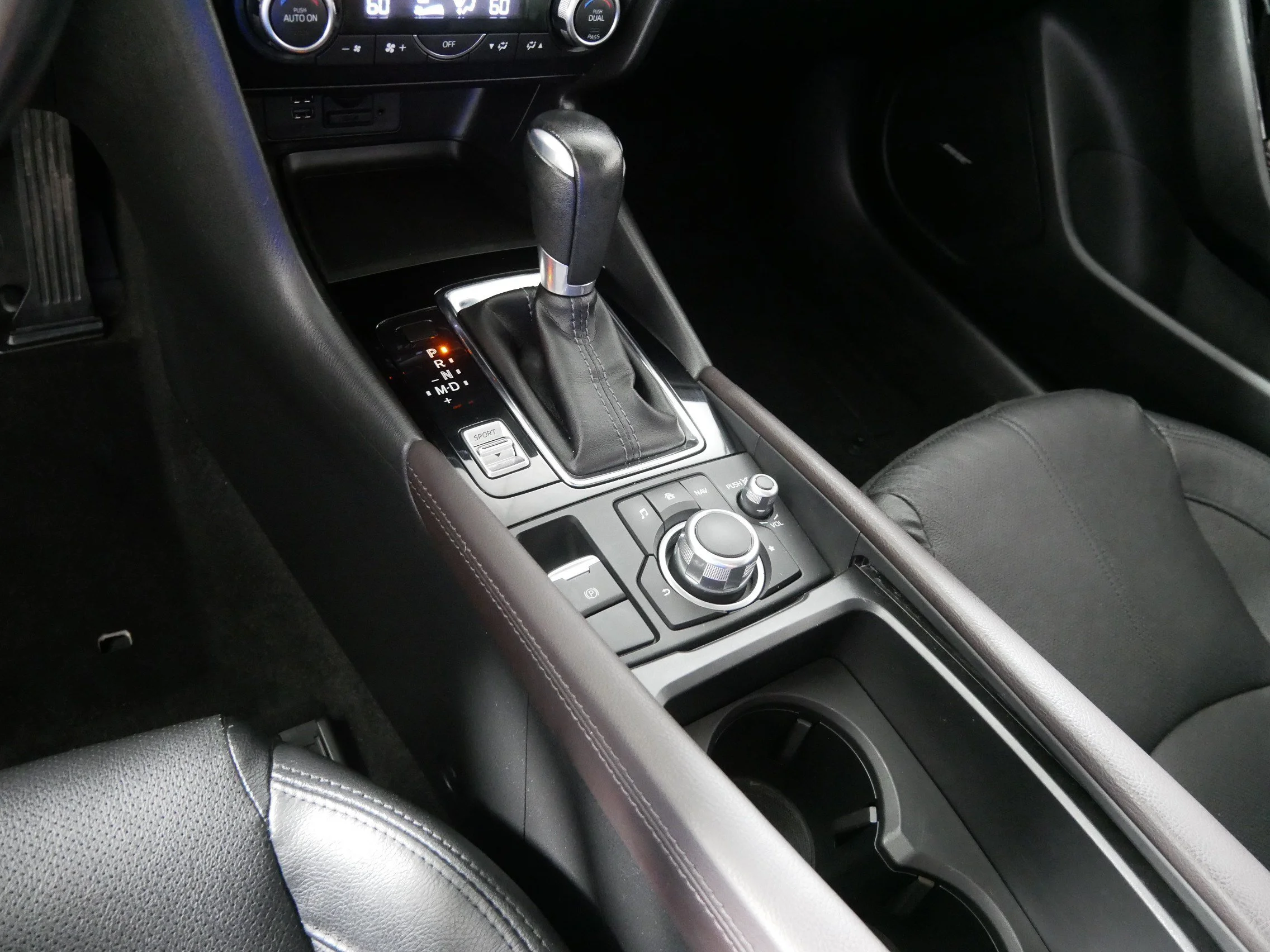 Used 2017 Machine Gray Metallic Mazda Grand Touring image 24