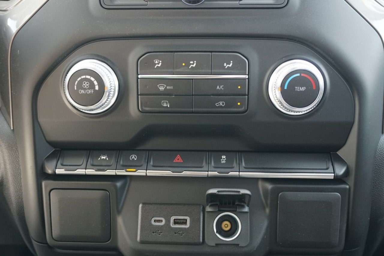 New 2026 Onyx Black GMC Pro image 23