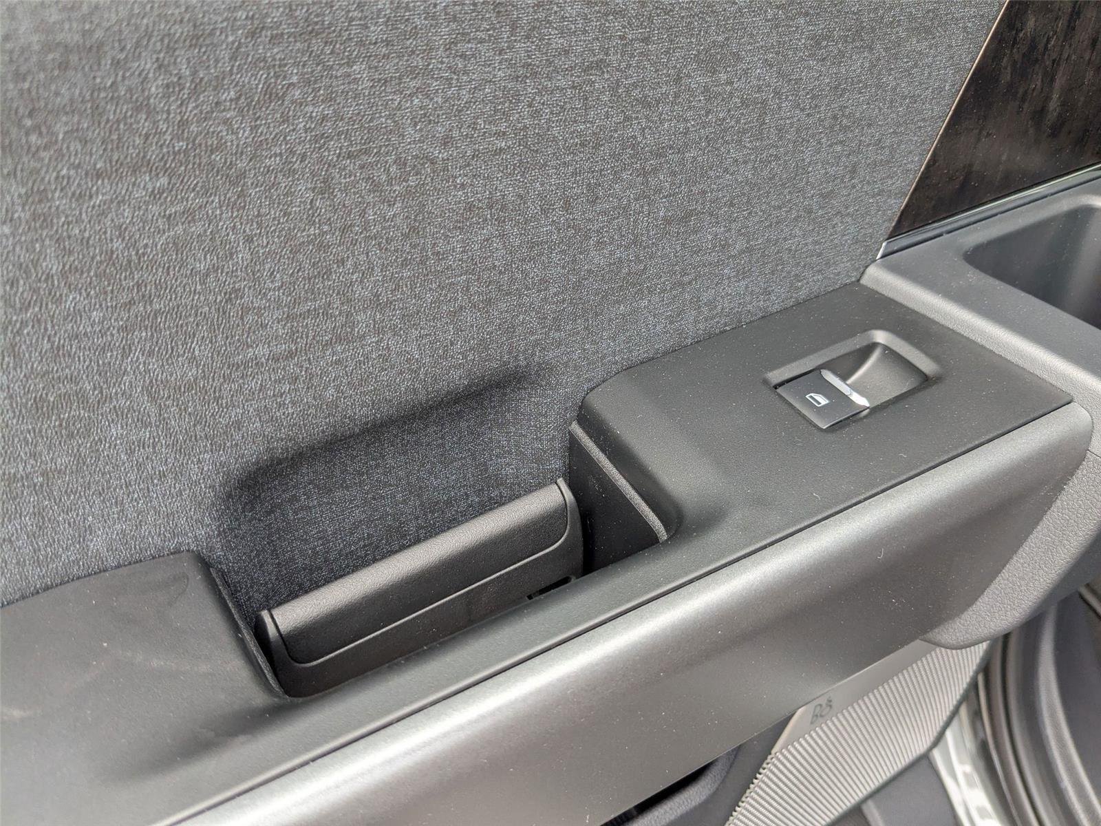New 2026 Carbonized Gray Metallic Ford F-350® Lariat® image 25