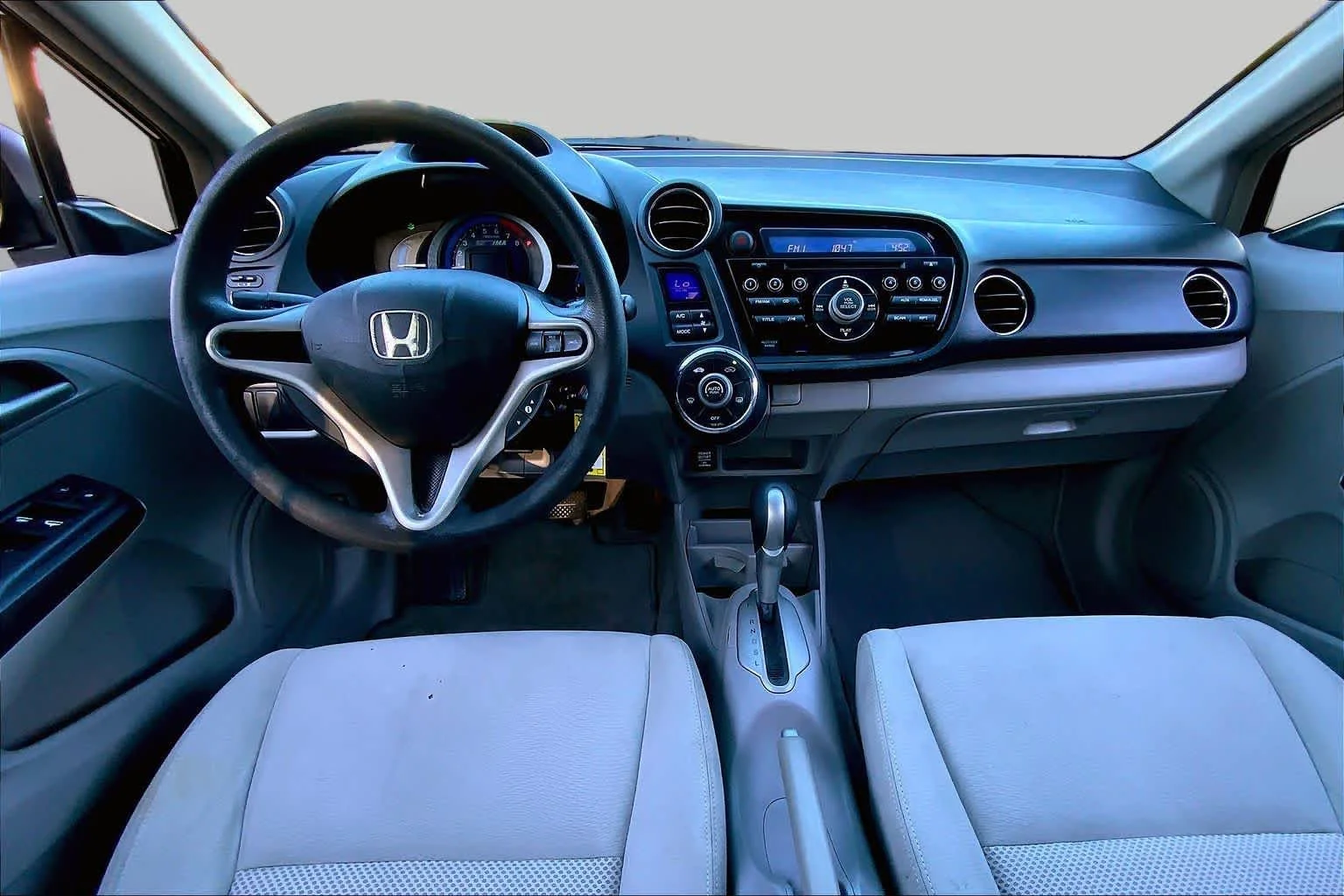 Used 2011 Crystal Black Pearl Honda LX image 15