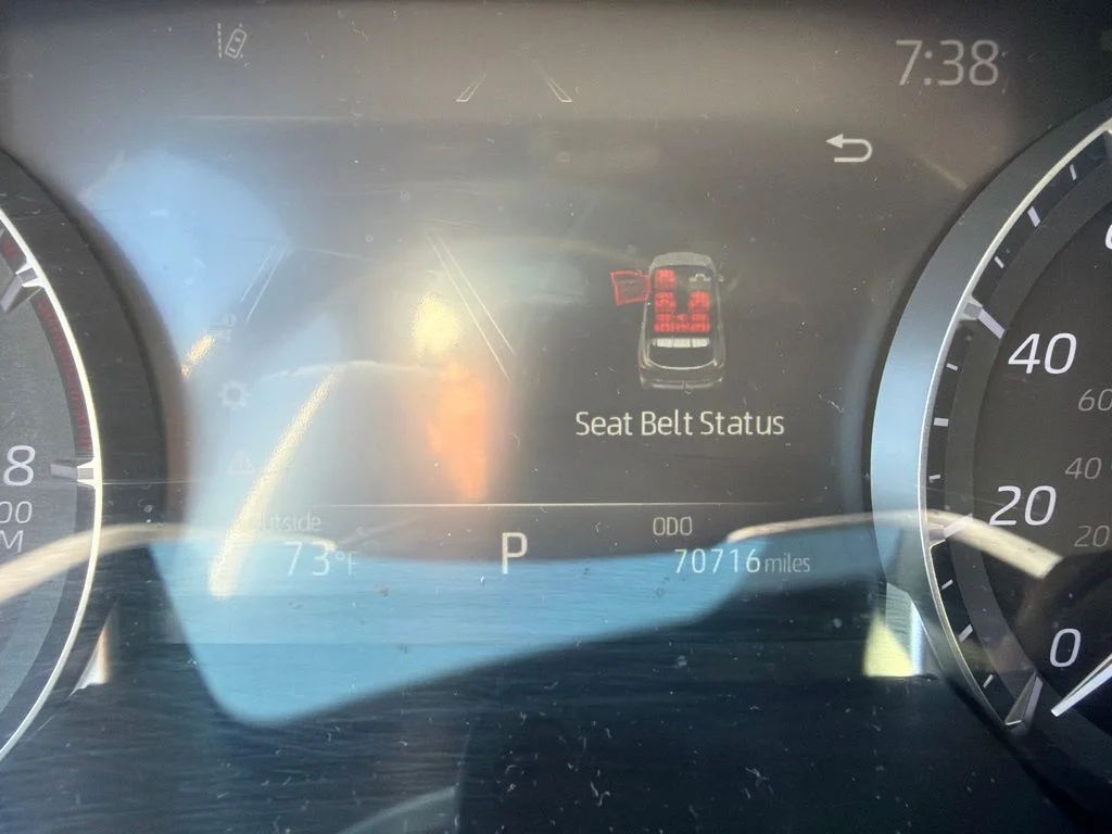 Used 2022  Toyota XSE image 12