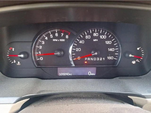 Used 2009 White Cadillac Base image 11