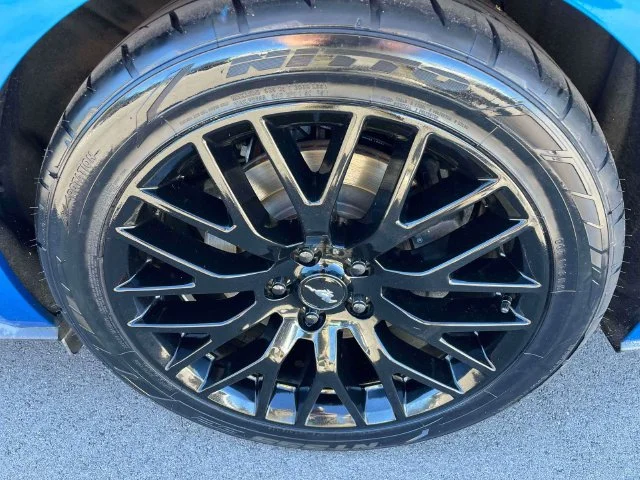Used 2019 Blue Ford GT Premium image 11