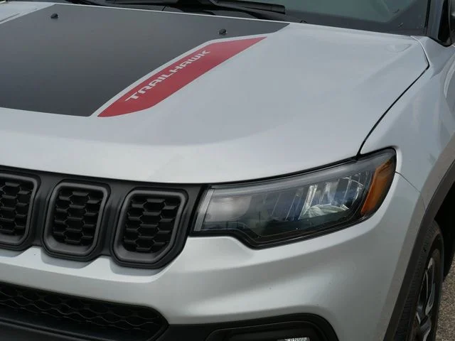 Used 2024 Silver Jeep Trailhawk image 10