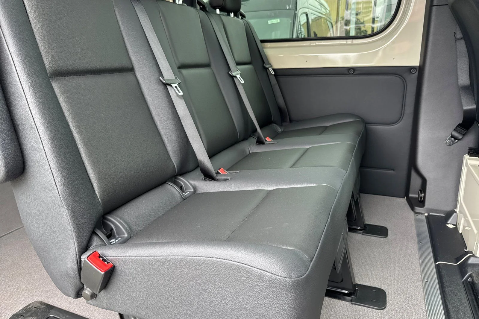 2026 Mercedes-Benz Sprinter Crew Van Base - Photo 10