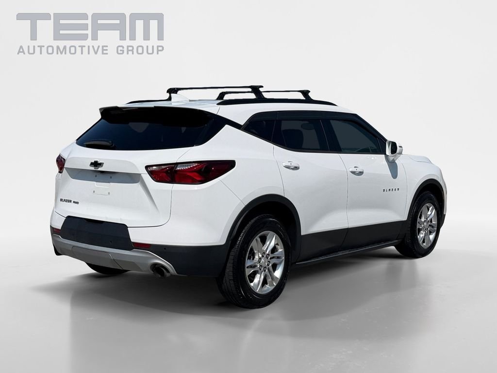 Used 2019 White Chevrolet Base image 7