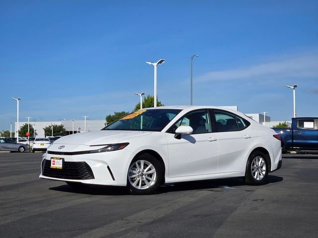 Used 2025 White Toyota LE image 10