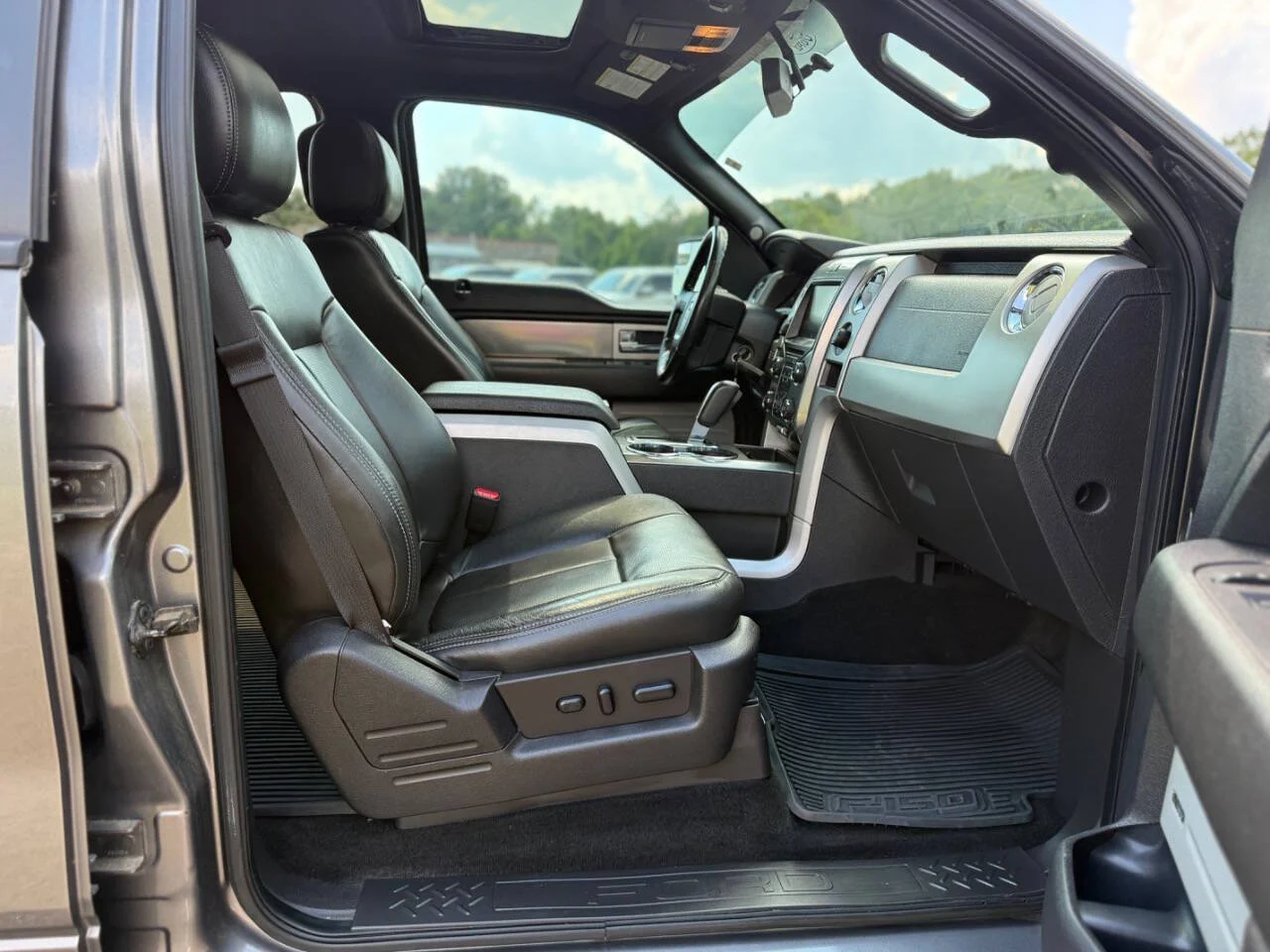 Used 2013 Gray Ford FX4 4x4 4dr SuperCrew Styleside 5.5 ft. SB image 18